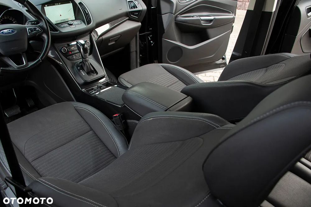 Ford Kuga 2.0 TDCi 4x4 Titanium - 6