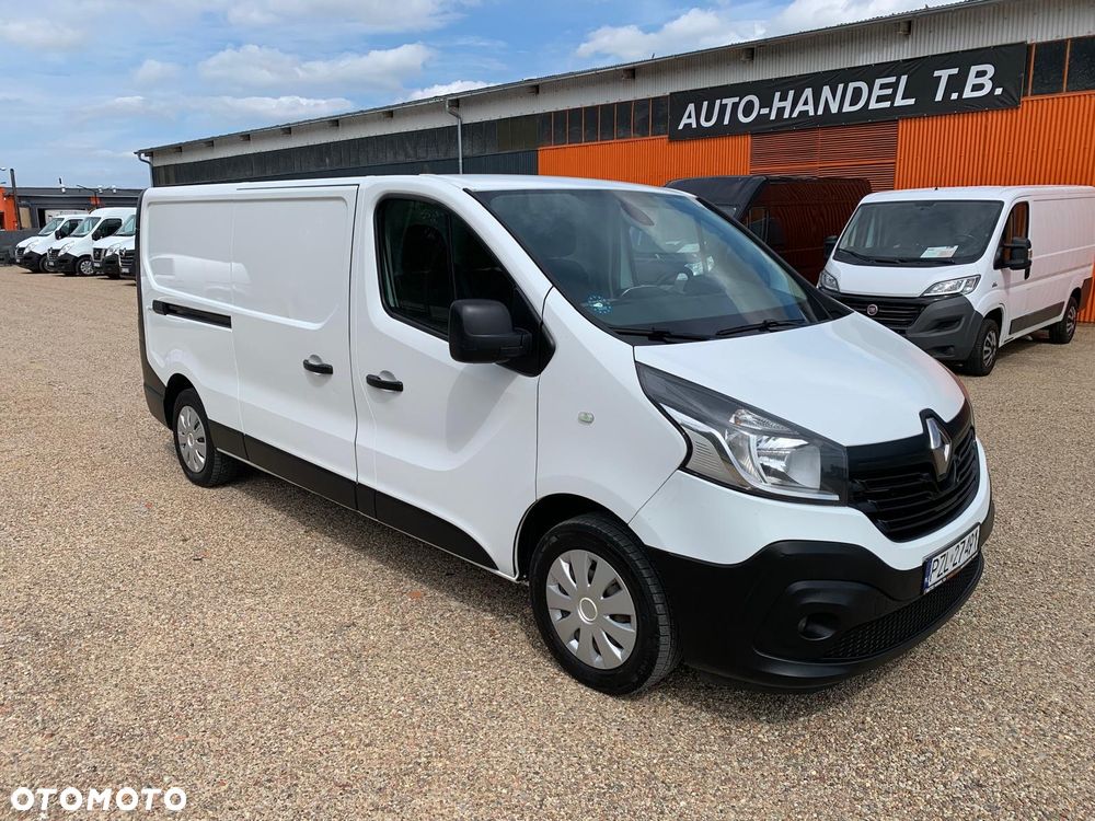 Renault Trafic - 12