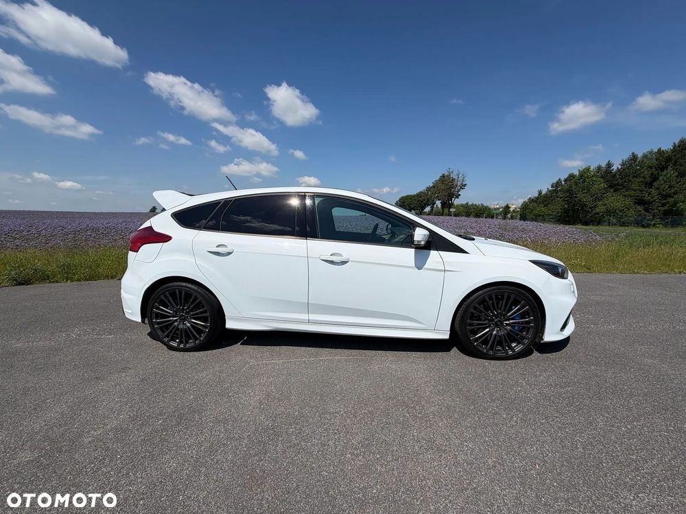 Ford Focus - 12