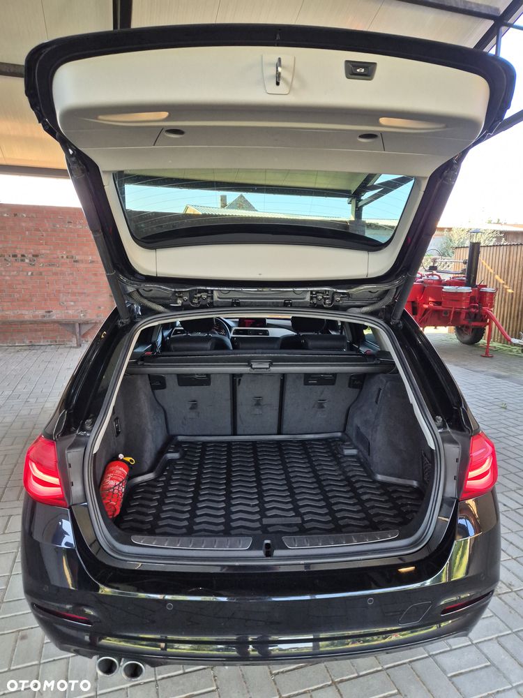 BMW Seria 3 320d Efficient Dynamic Edition - 23