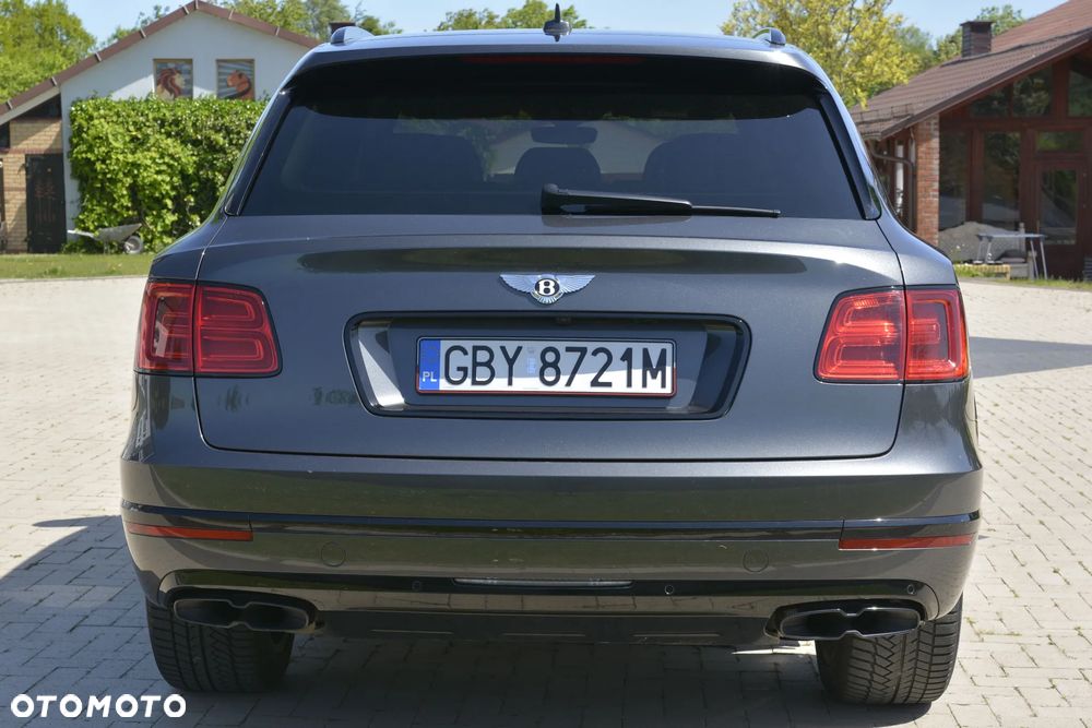 Bentley Bentayga - 3
