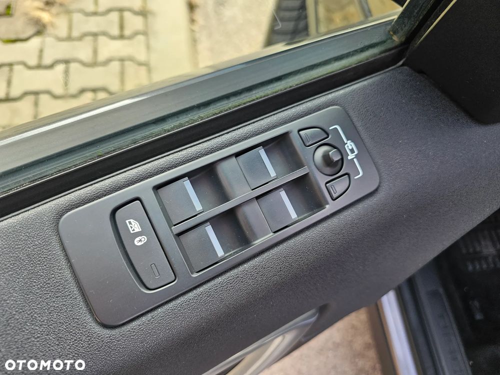 Land Rover Discovery Sport 2.0 D150 - 30