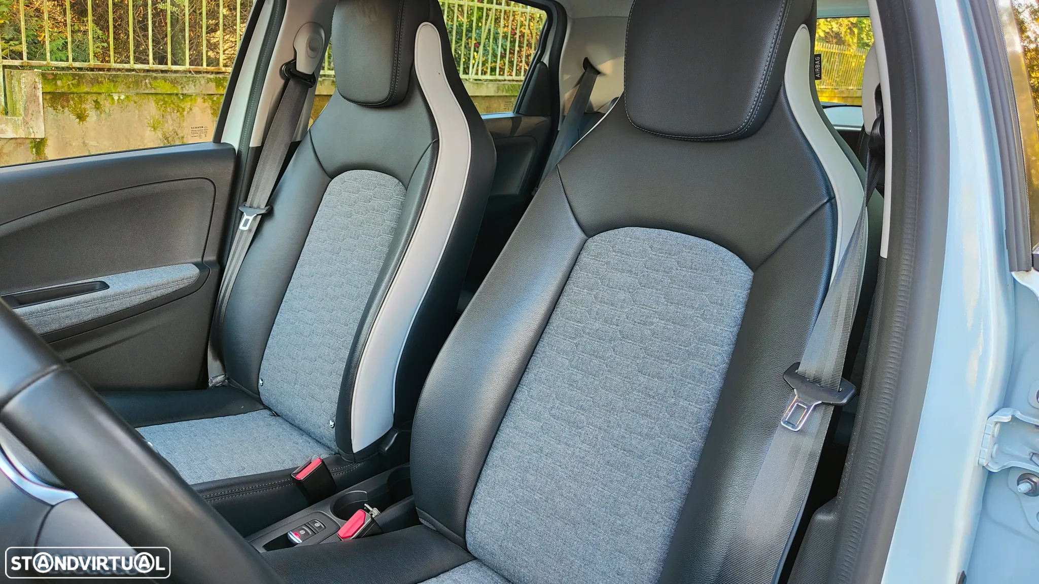 Renault Zoe (s/ Bateria) Z.E. 50 INTENS - 29