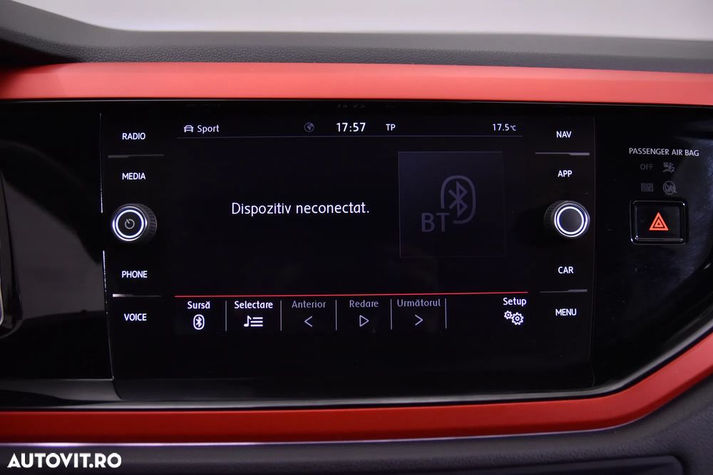 Volkswagen Polo 2.0 TSI DSG GTI - 22