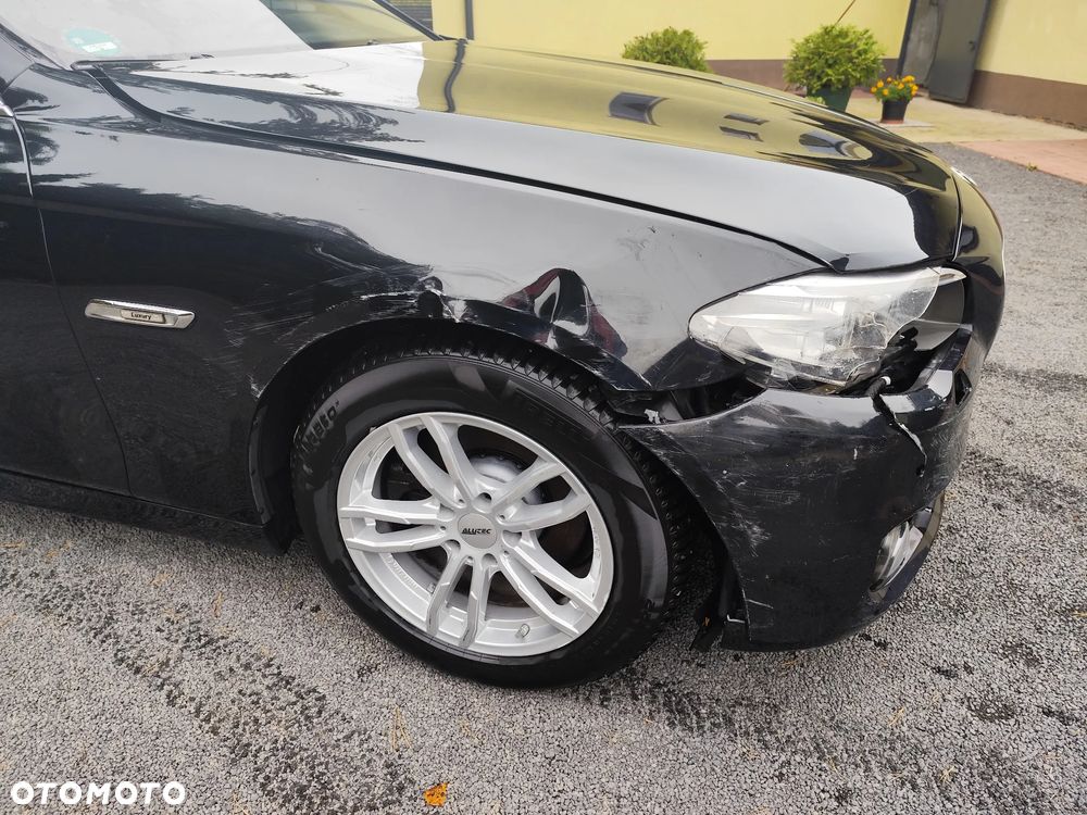 BMW Seria 5 2015 photo 3