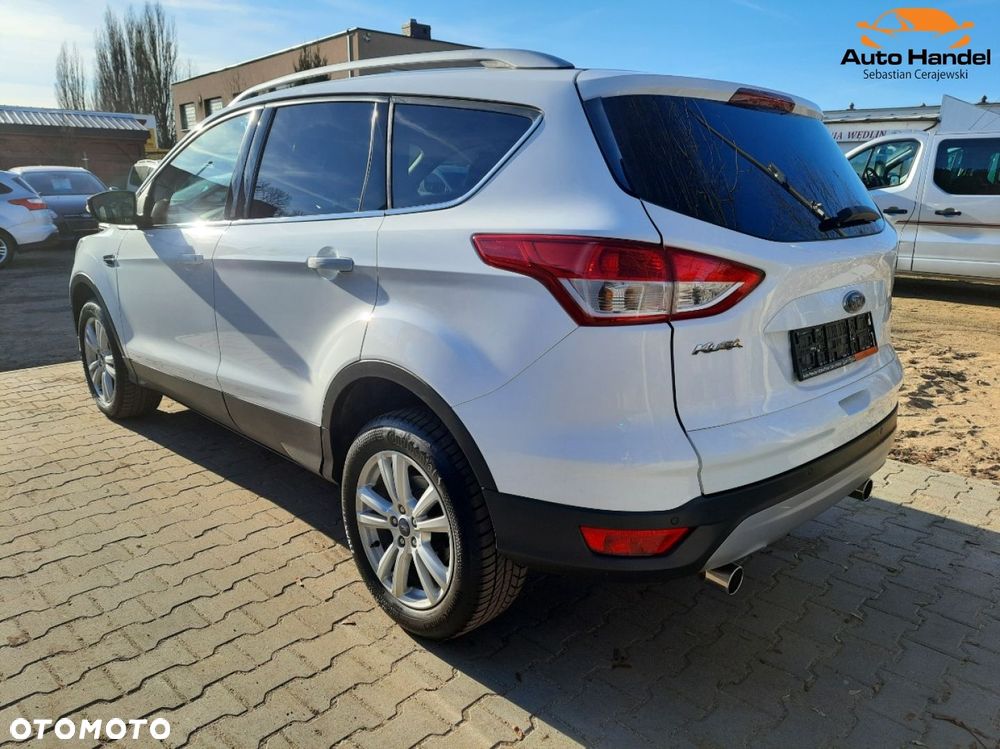 Ford Kuga 1.5 EcoBoost 2x4 Titanium - 12