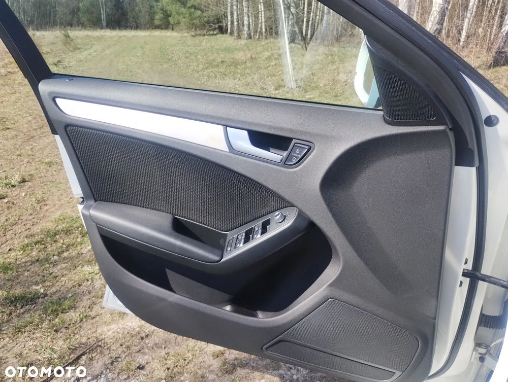 Audi A4 Avant - 10