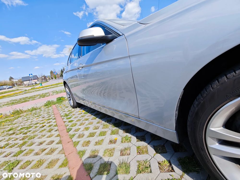 BMW Seria 3 340i xDrive Edition Luxury Line Purity - 3