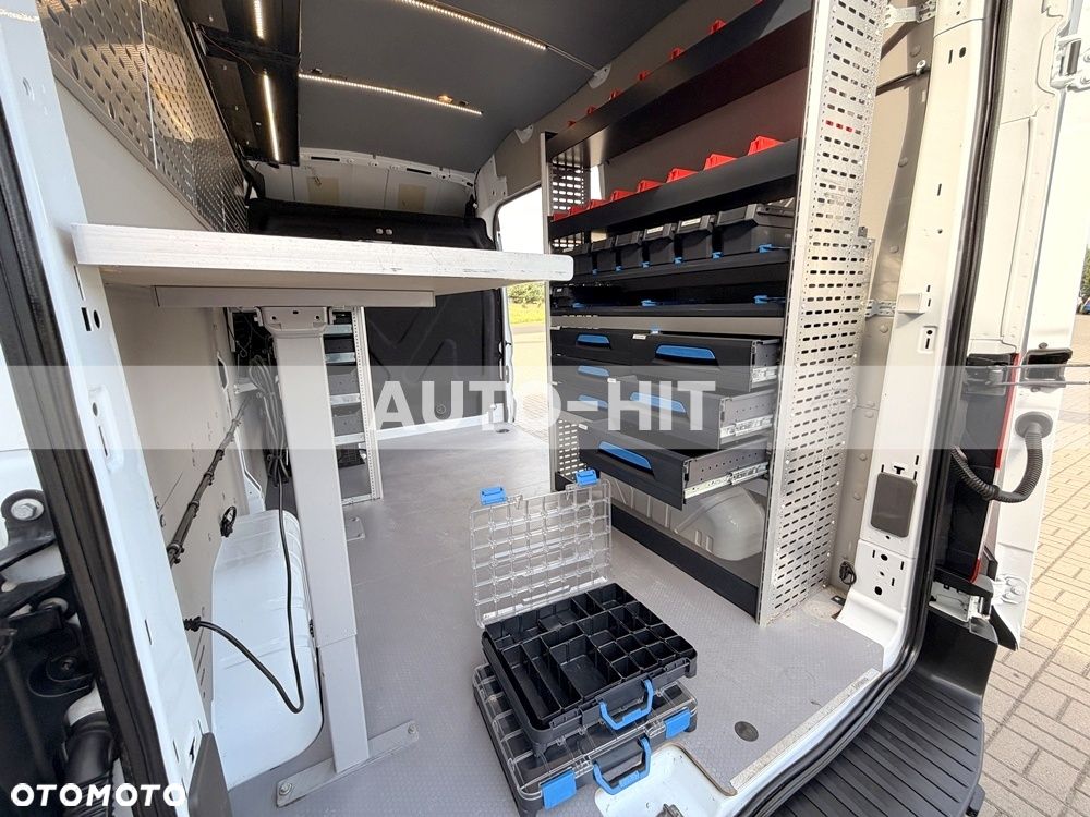 Ford Transit - 16