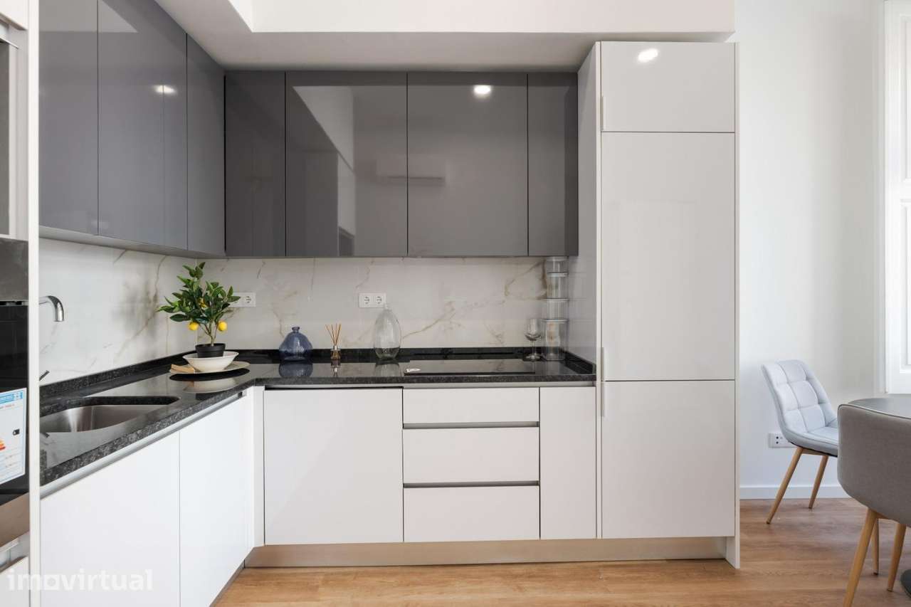 Apartamento T2 com Terraço e Varanda - Grande imagem: 4/12