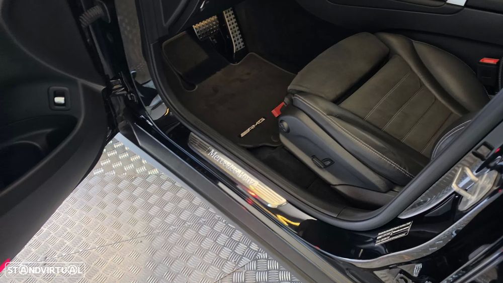 Mercedes-Benz GLC 300 de 4Matic - 36