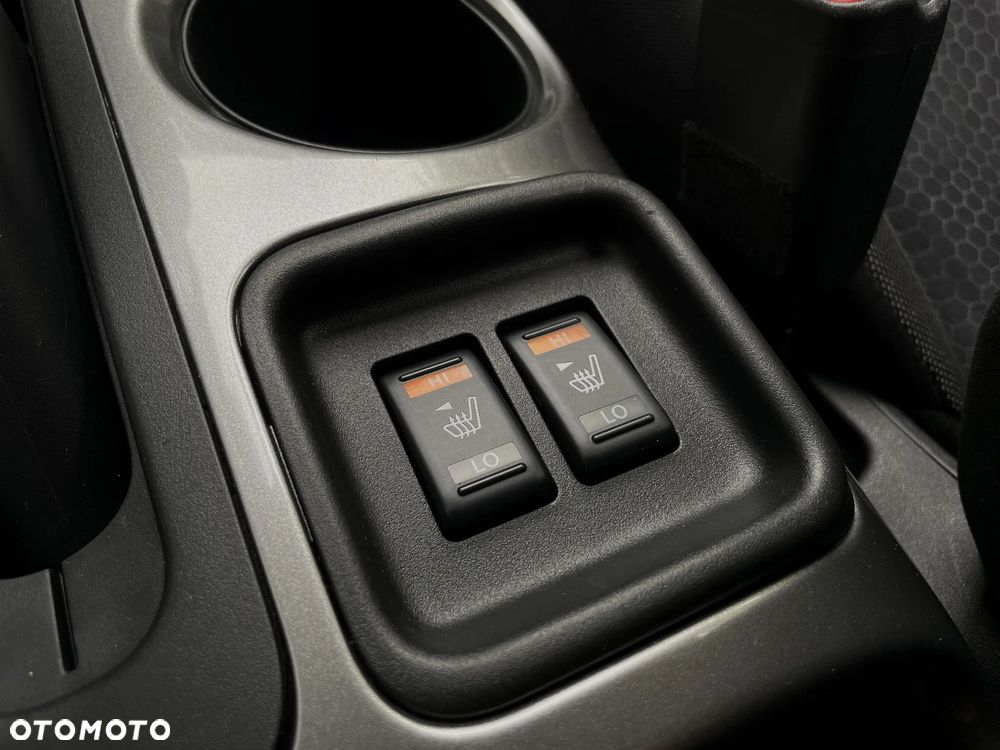 Nissan Juke 1.6 DIG-T N-Connecta - 34