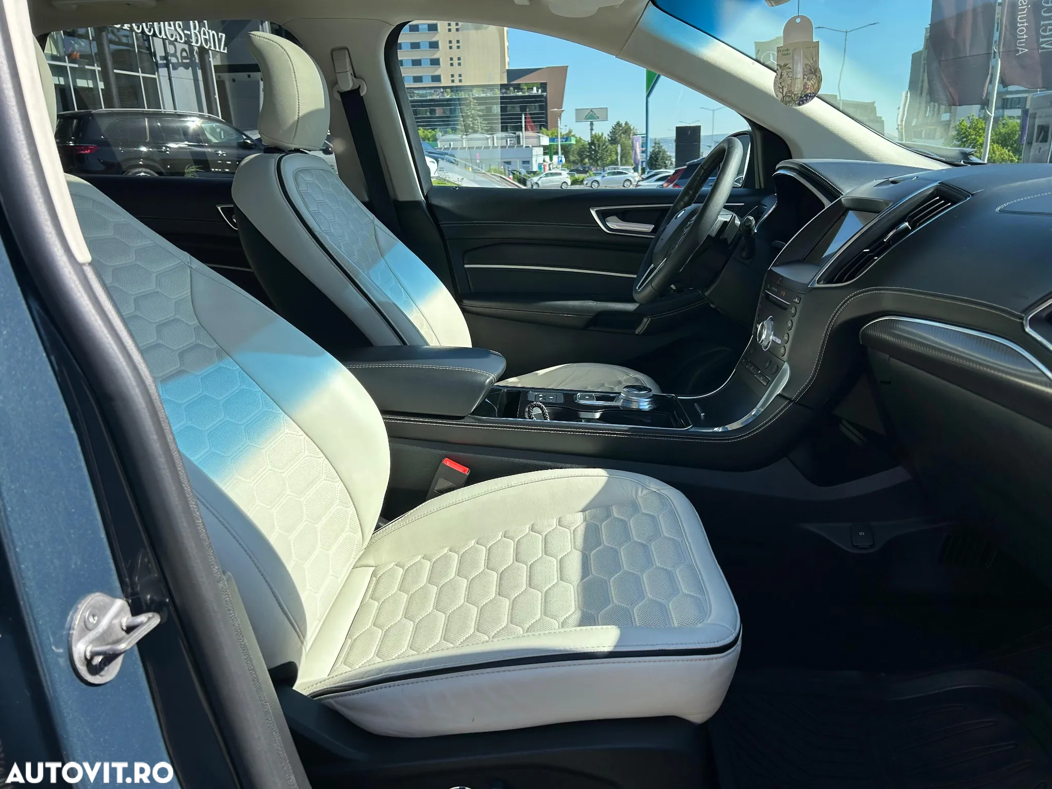 Ford Edge 2.0 Panther A8 AWD Vignale - 10
