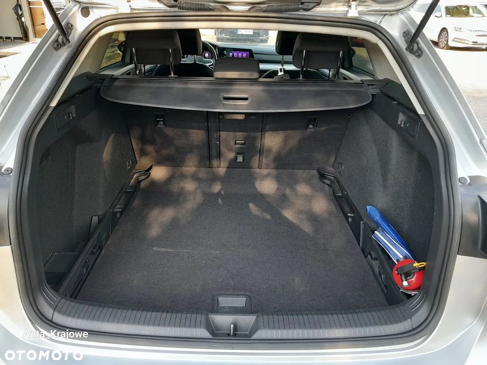 Volkswagen Golf 1.5 TSI EVO Life - 32