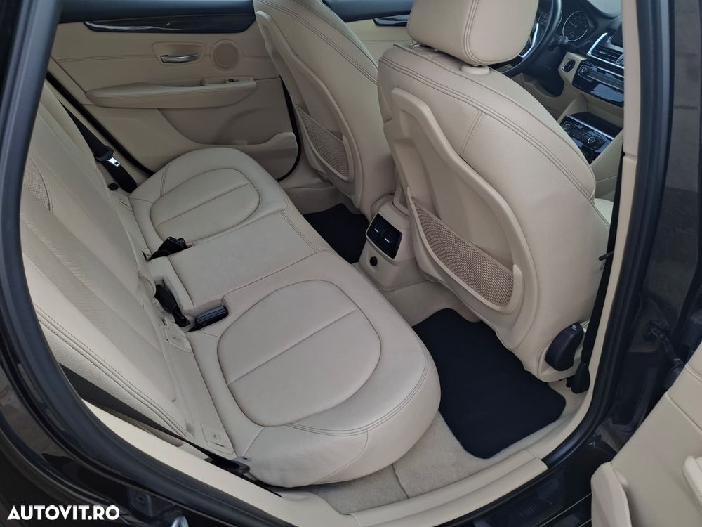 BMW Seria 2 220i AT Luxury Line - 12