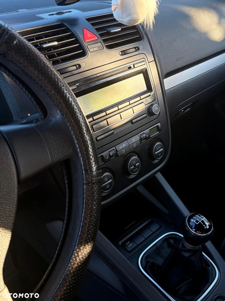 Volkswagen Golf - 9