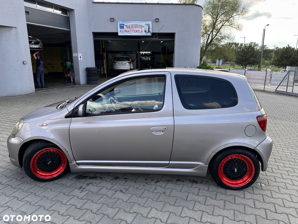 Toyota Yaris - 3