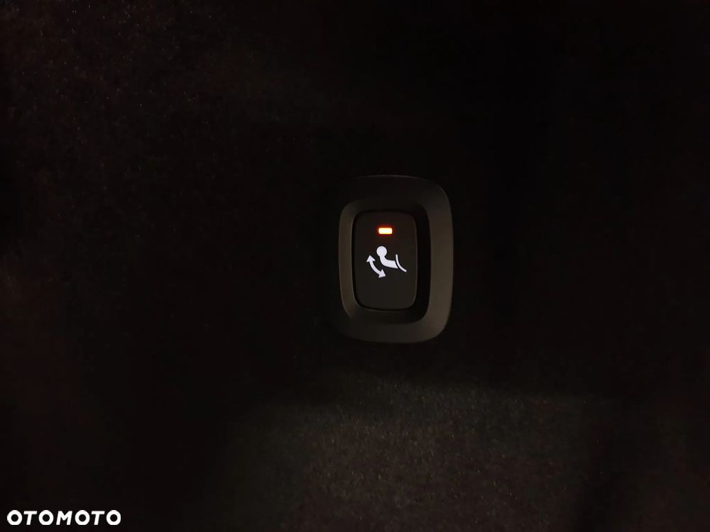 Volvo XC 60 B4 D Geartronic RDesign - 33