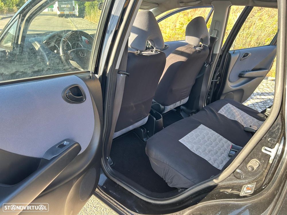 Honda Jazz 1.4 ES CVT - 11