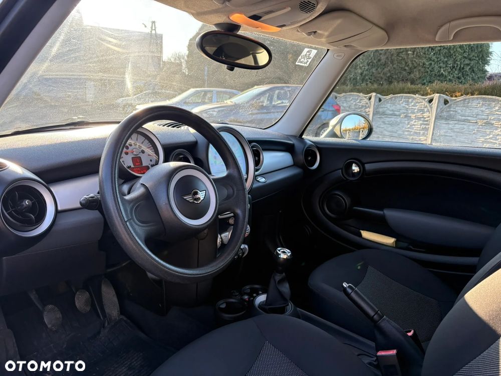 MINI Clubman One - 9