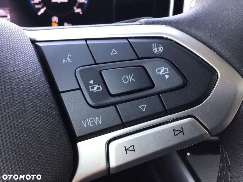 Volkswagen Passat Variant 1.5 TSI EVO Elegance DSG - 19