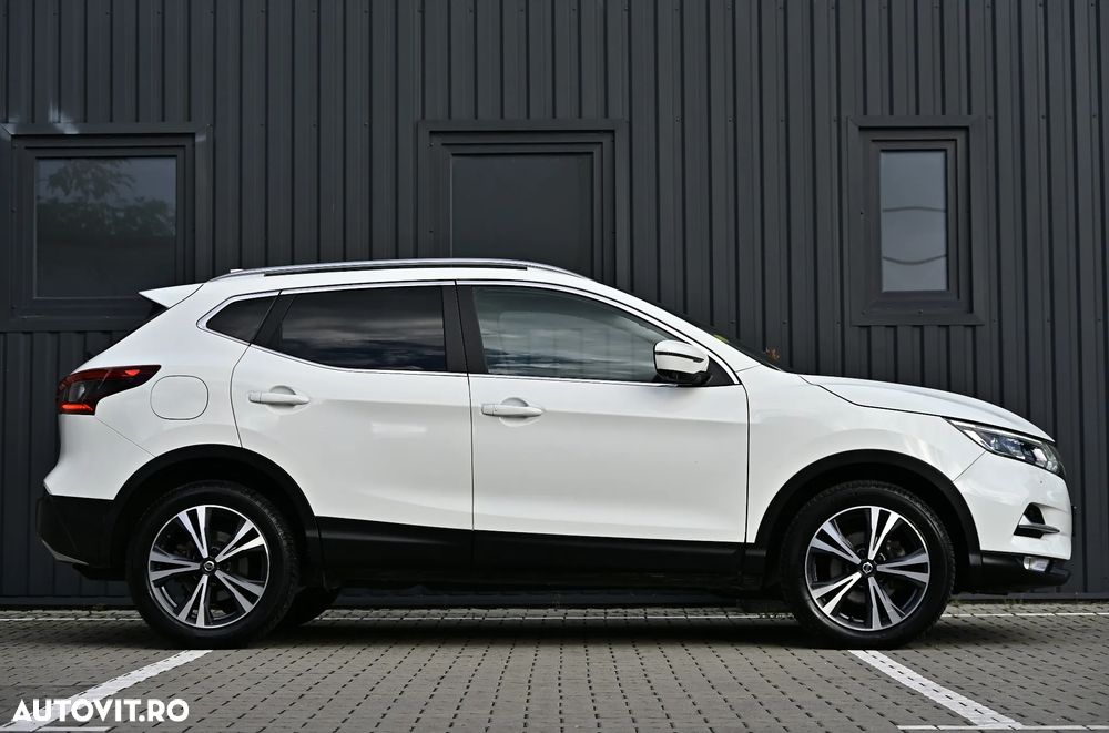 Nissan Qashqai 1.7 dCi TEKNA - 21