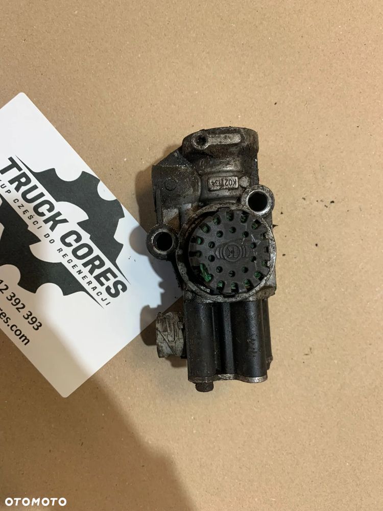 Elektrozawór sprężarki MAN TGX TGS  KNORR BRERMSE AE9127 / K024020 - 4