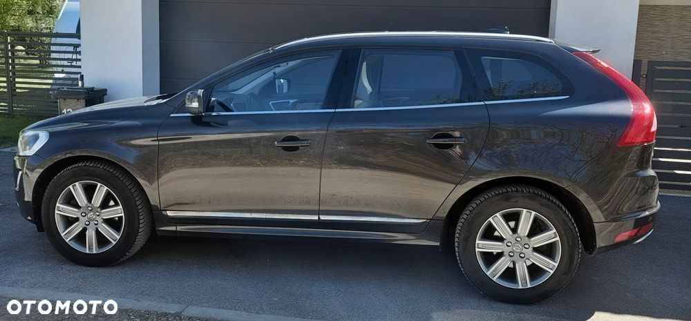 Volvo XC 60 D4 AWD Summum - 9