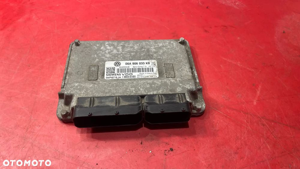 AUDI,SEAT,SKODA,VW.STEROWNIK SILNIKA KOMPUTER 06A906033KB - 1