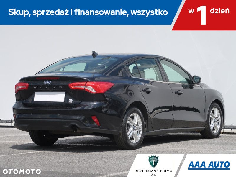 Ford Focus - 6