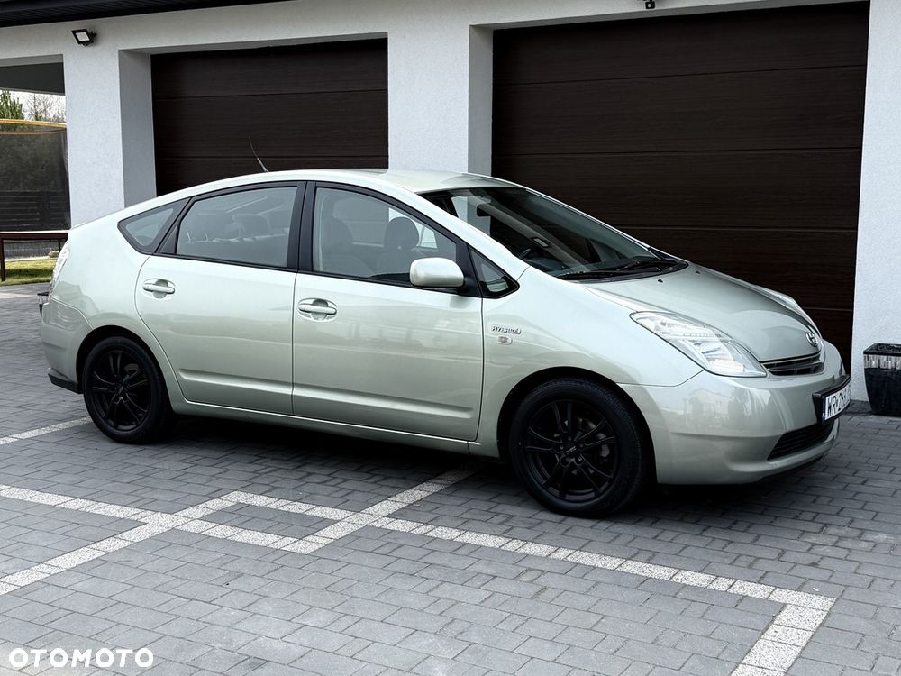 Toyota Prius 1.5 VVT-i Sol - 10