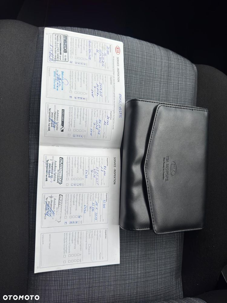 Kia Ceed - 24