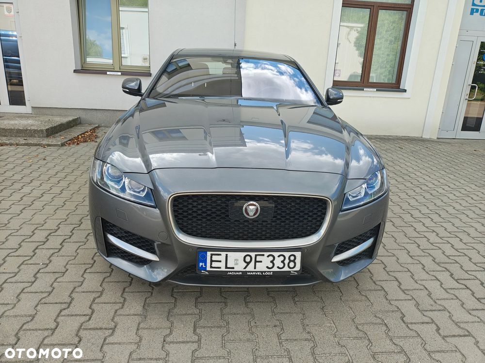 Jaguar XF 20d AWD R-Sport - 3