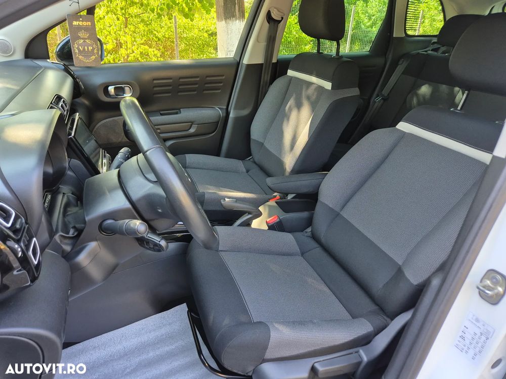 Citroën C3 AIRCROSS BlueHDI 110 Stop & Start PLUS - 11