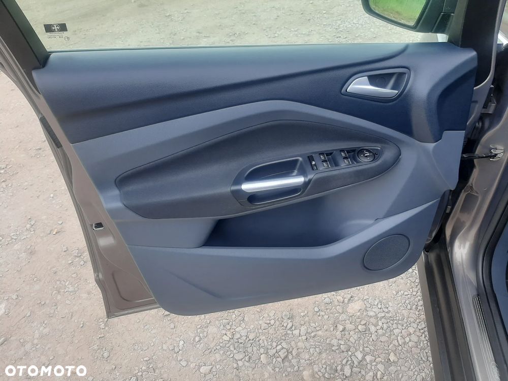 Ford C-MAX 2.0 TDCi Titanium - 24