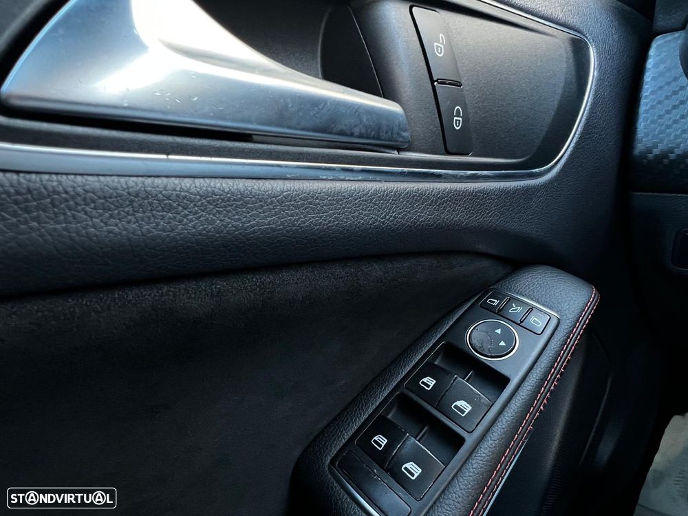 Mercedes-Benz A 180 d AMG Line Aut. - 42