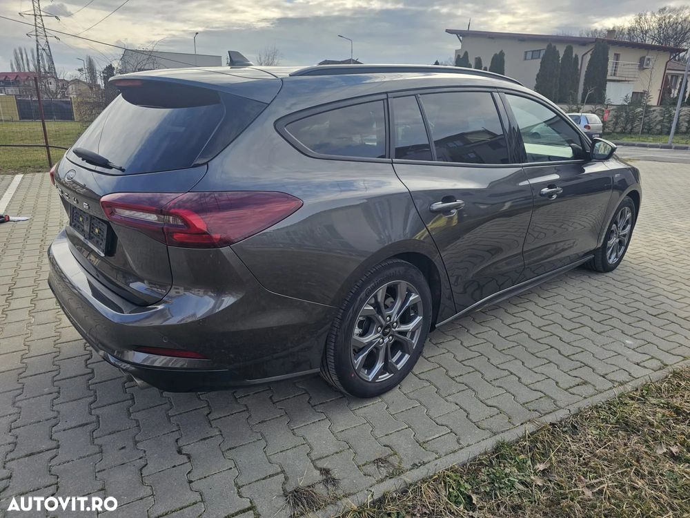 Ford Focus - 3