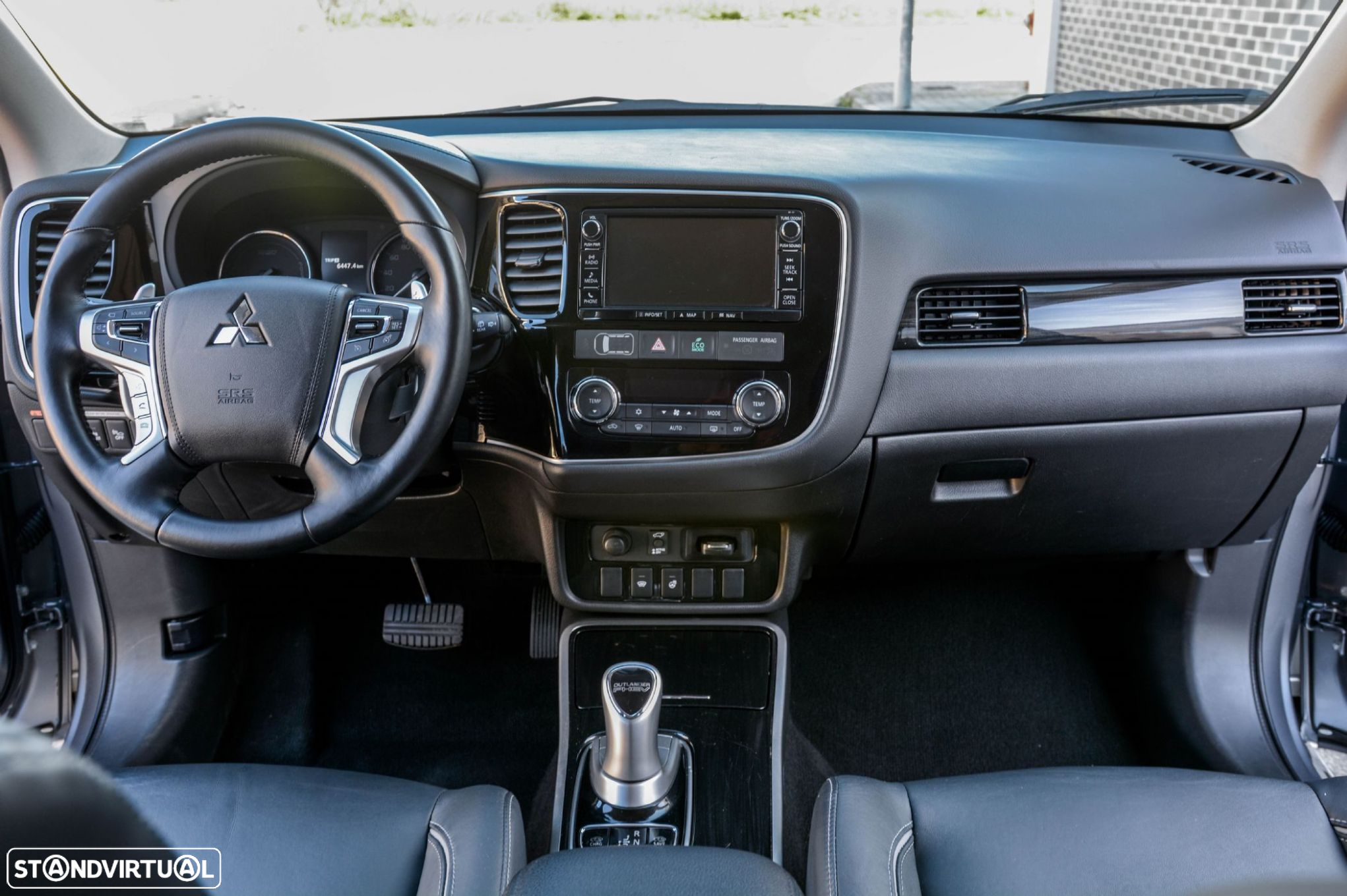 Mitsubishi Outlander 2.4 PHEV Instyle - 10