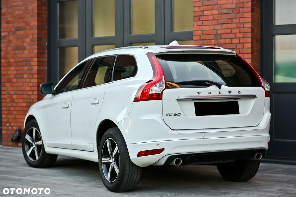 Volvo XC 60 D4 Geartronic RDesign - 13
