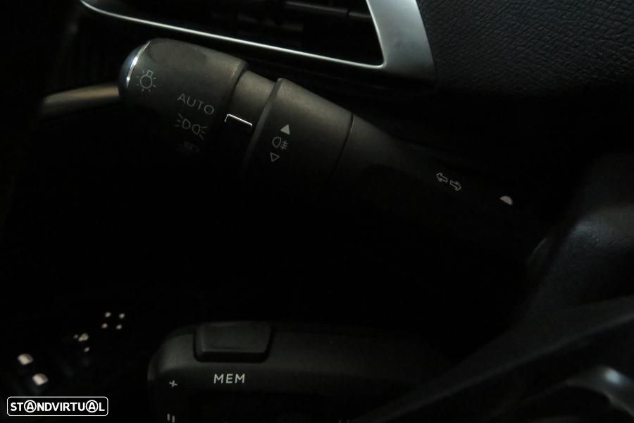 Peugeot 5008 1.5 BlueHDi Allure Pack - 24