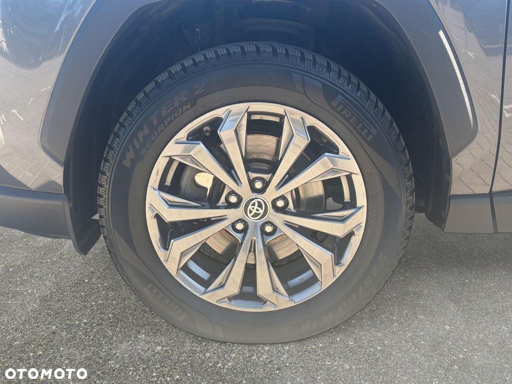 Toyota RAV4 - 11