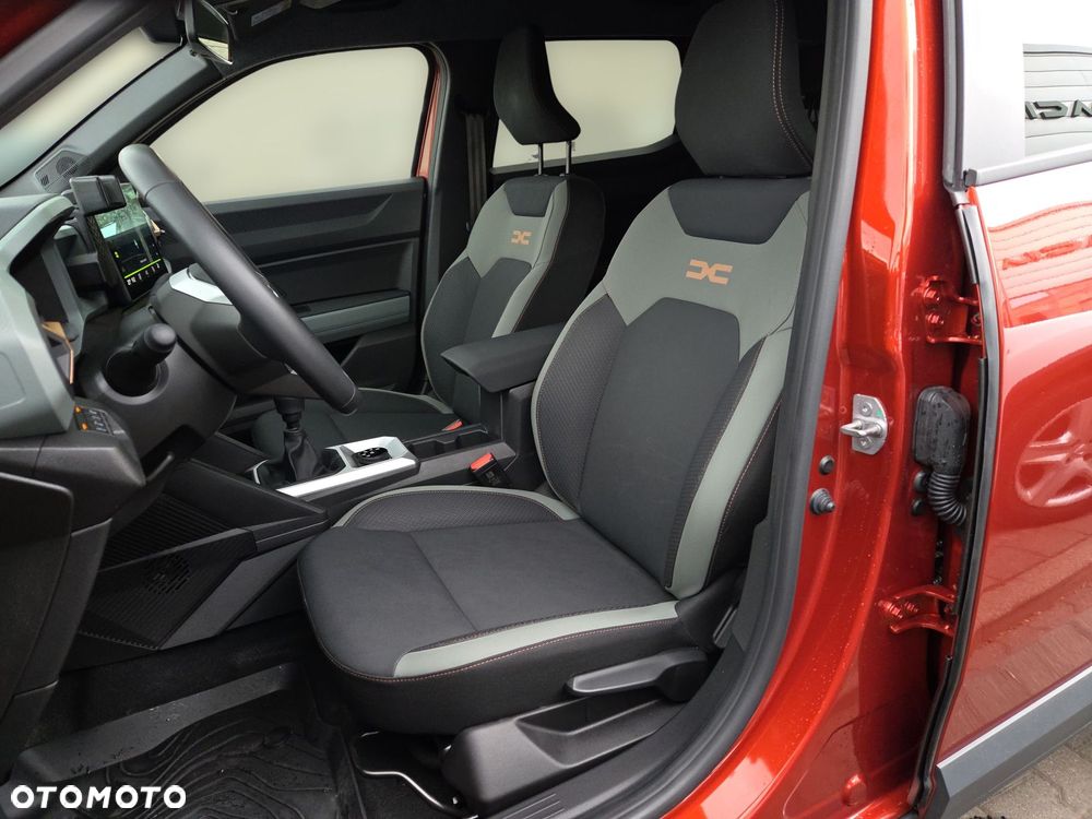 Dacia Duster 1.2 TCe mHEV Extreme 4x4 - 9