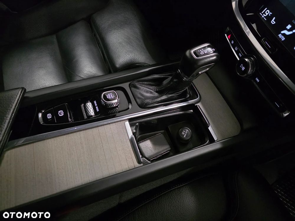 Volvo V60 T5 Geartronic Inscription - 19
