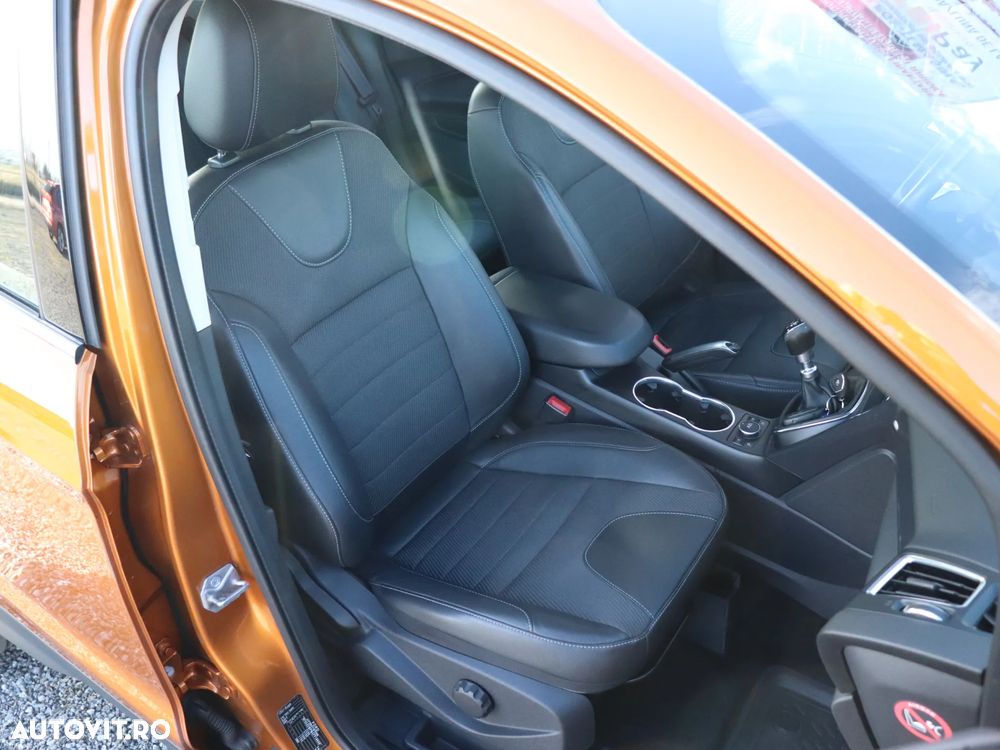 Ford Kuga 2.0 TDCi 2WD Titanium - 25