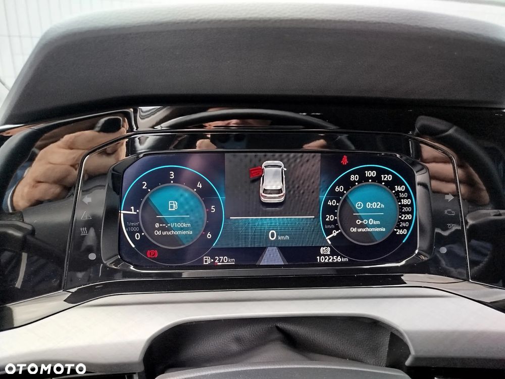 Volkswagen Golf 2.0 TDI Life - 17