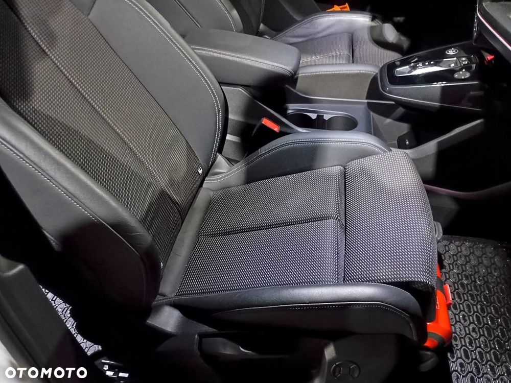 Audi Q4 Sportback e-tron - 13