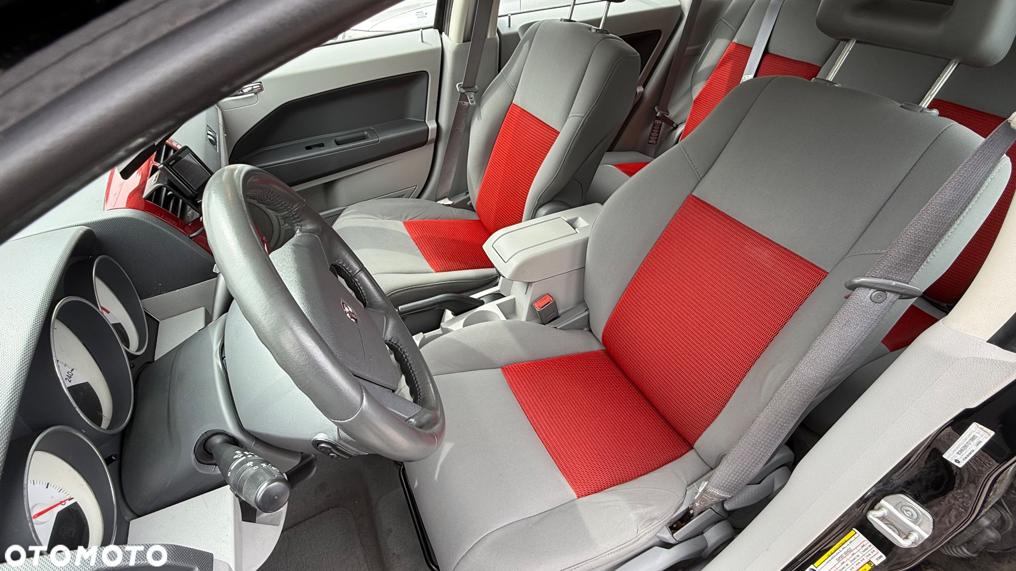 Dodge Caliber 2.0 CVT SXT - 11