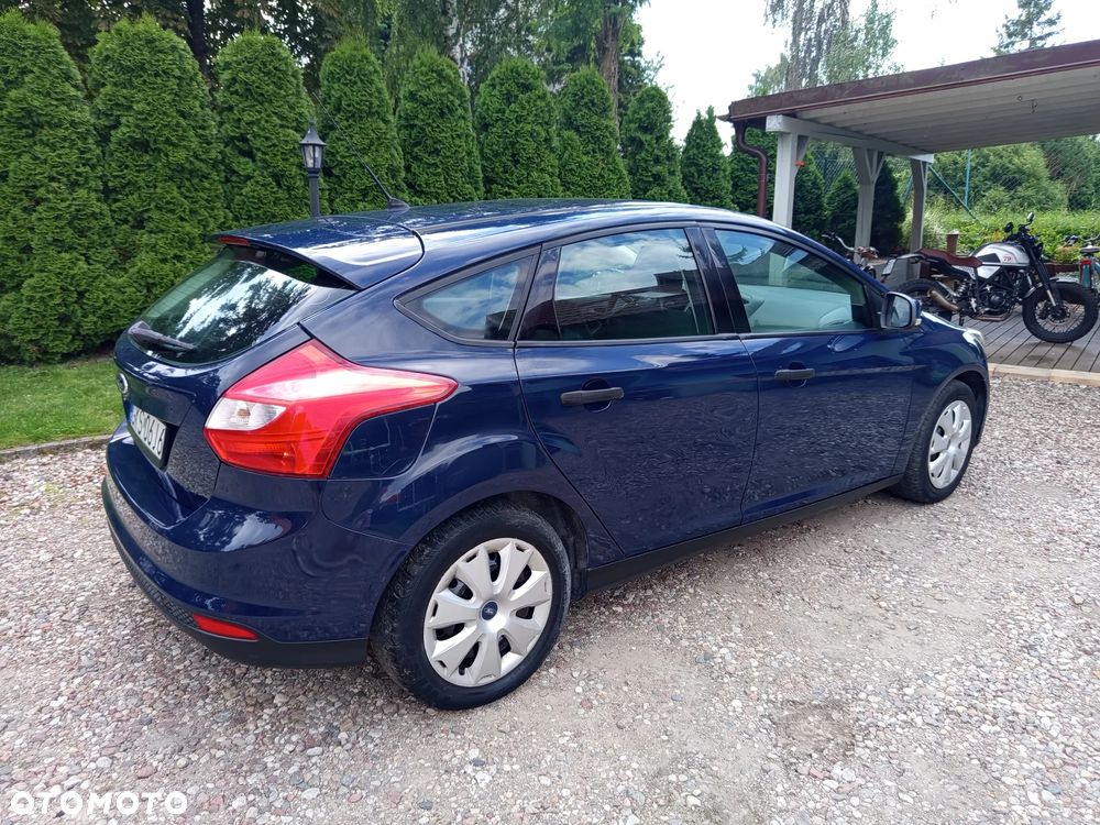 Ford Focus - 36