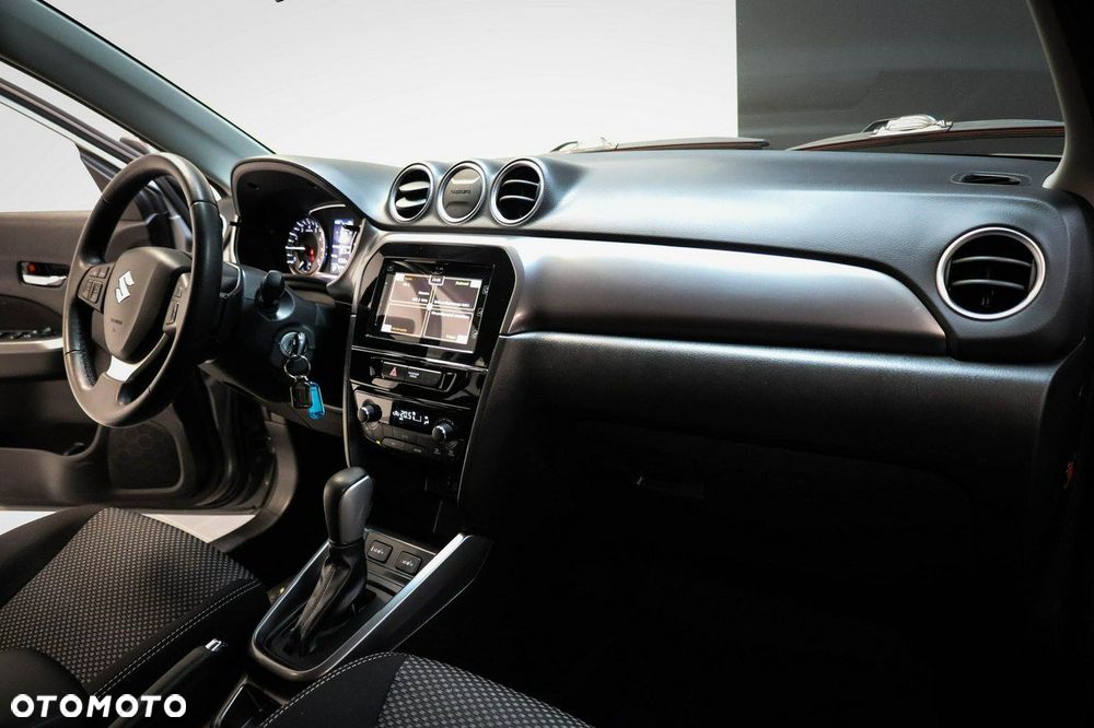 Suzuki Vitara - 22