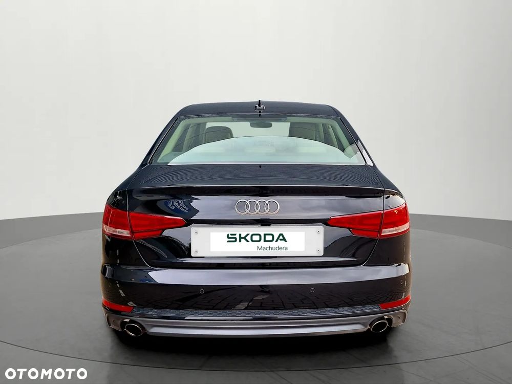 Audi A4 - 6